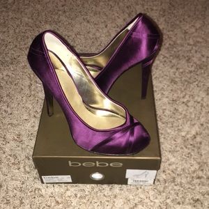 Bebe Platform plum heels. S: 10. Never been worn.